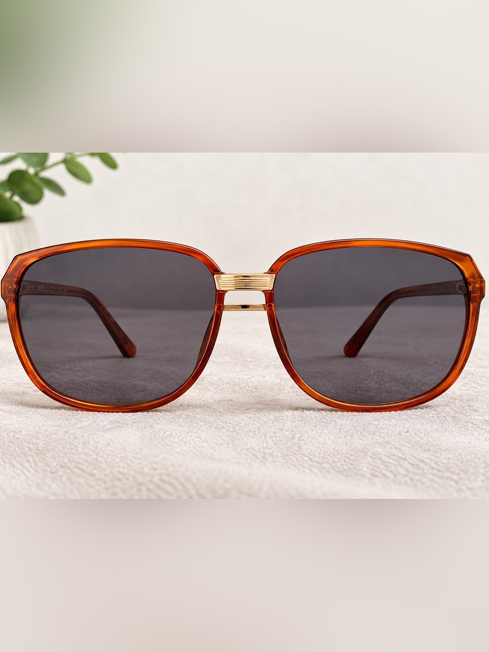 Christian Dior Oversized Aviator Sunglasses – Tortoise Frame / Gray Lenses